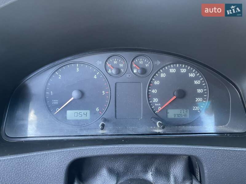 Минивэн Volkswagen Transporter 2003 в Измаиле фото 18 Минивэн Volkswagen Transporter 2003 в Измаиле