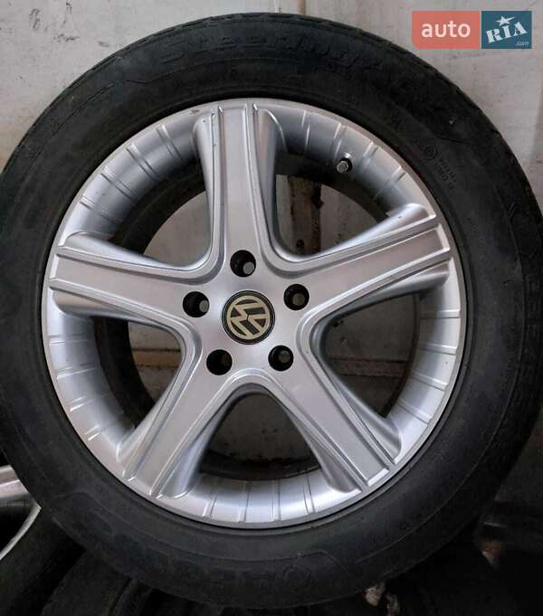 Мінівен Volkswagen Transporter 2013 в Кам'янському