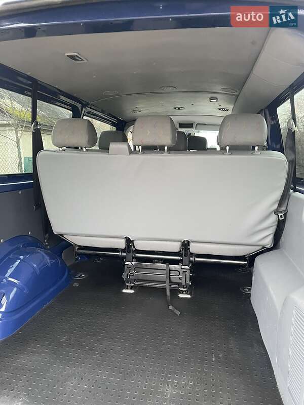 Мінівен Volkswagen Transporter 2006 в Острозі фото 5 Мінівен Volkswagen Transporter 2006 в Острозі