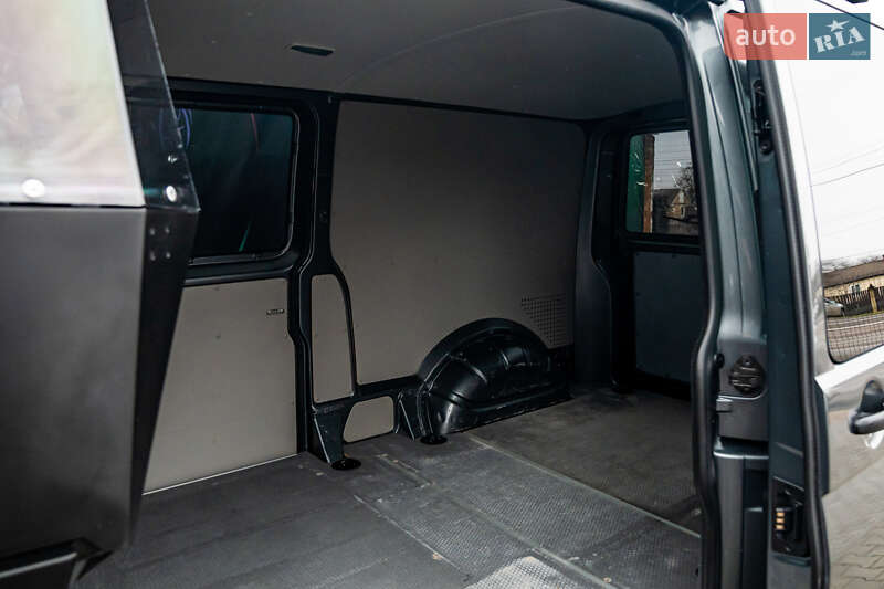 Вантажний фургон Volkswagen Transporter 2018 в Луцьку
