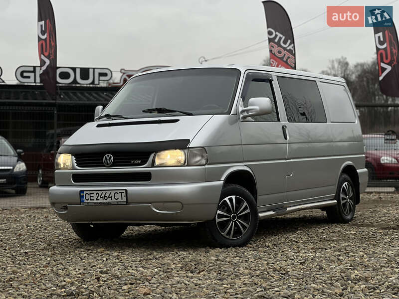 Вантажопасажирський фургон Volkswagen Transporter 2003 в Сторожинці