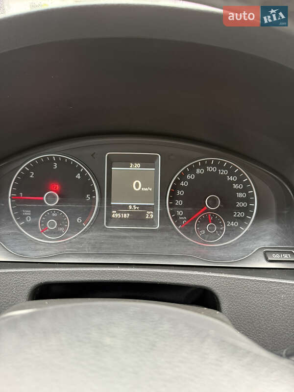 Вантажний фургон Volkswagen Transporter 2011 в Кропивницькому