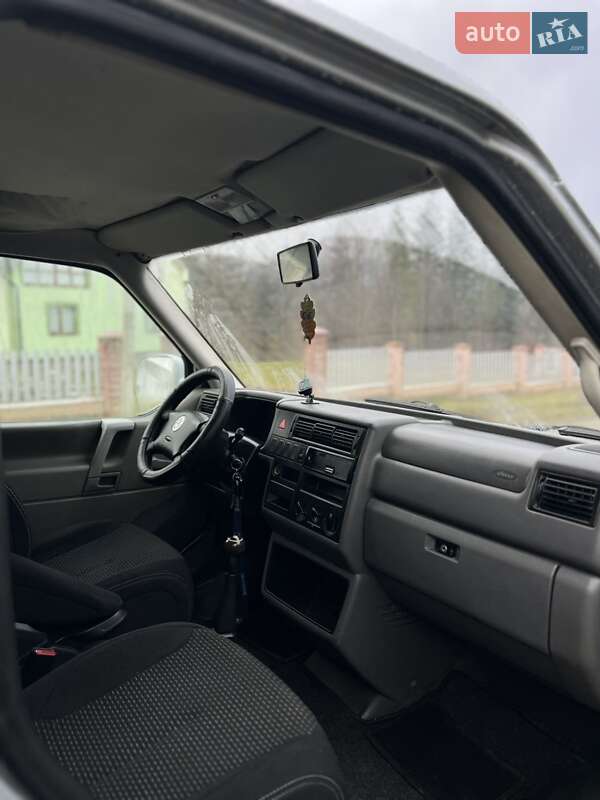Мінівен Volkswagen Transporter 2003 в Надвірній