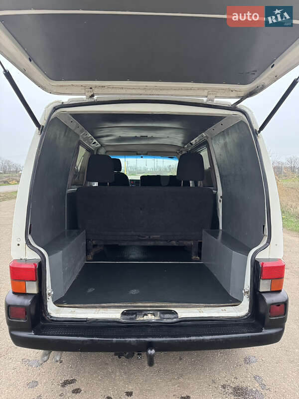 Мінівен Volkswagen Transporter 2000 в Одесі фото 19 Мінівен Volkswagen Transporter 2000 в Одесі