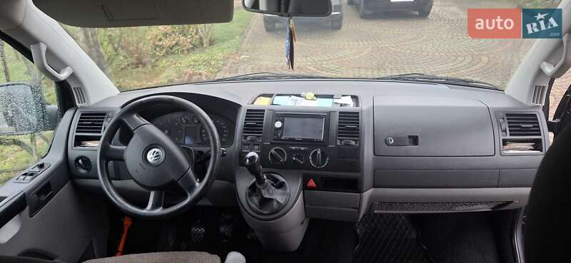 Мінівен Volkswagen Transporter 2009 в Стопчатові