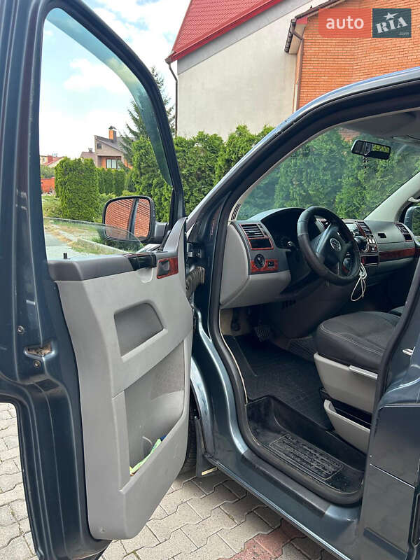 Мінівен Volkswagen Transporter 2006 в Хмельницькому