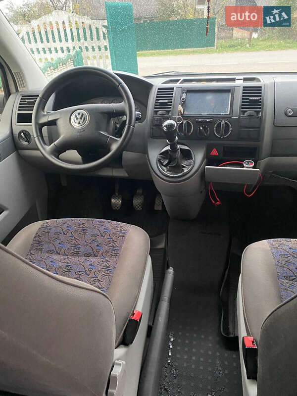 Минивэн Volkswagen Transporter 2005 в Львове