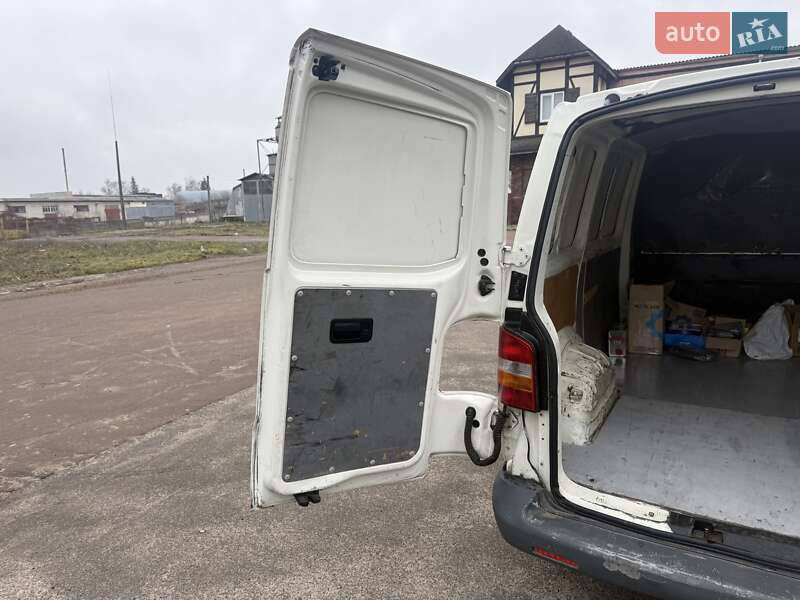 Грузовой фургон Volkswagen Transporter 2006 в Чернигове фото 13 Грузовой фургон Volkswagen Transporter 2006 в Чернигове