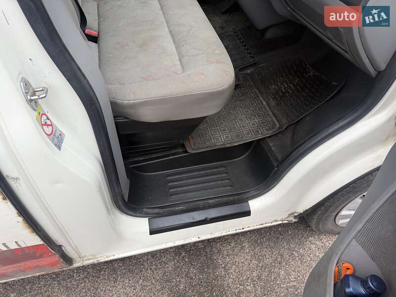 Грузовой фургон Volkswagen Transporter 2006 в Чернигове фото 18 Грузовой фургон Volkswagen Transporter 2006 в Чернигове