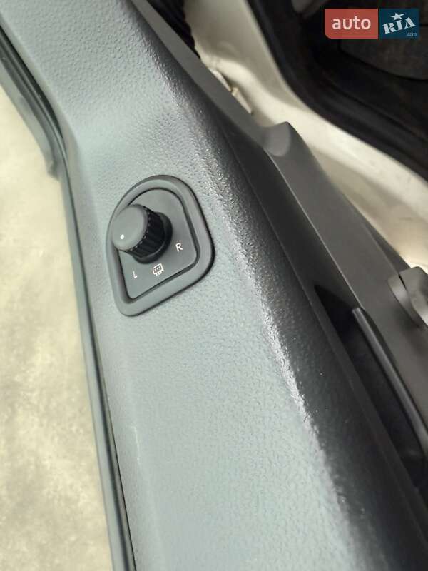 Грузовой фургон Volkswagen Transporter 2006 в Чернигове фото 24 Грузовой фургон Volkswagen Transporter 2006 в Чернигове