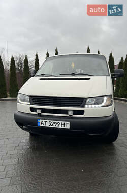 Мінівен Volkswagen Transporter 2001 в Надвірній