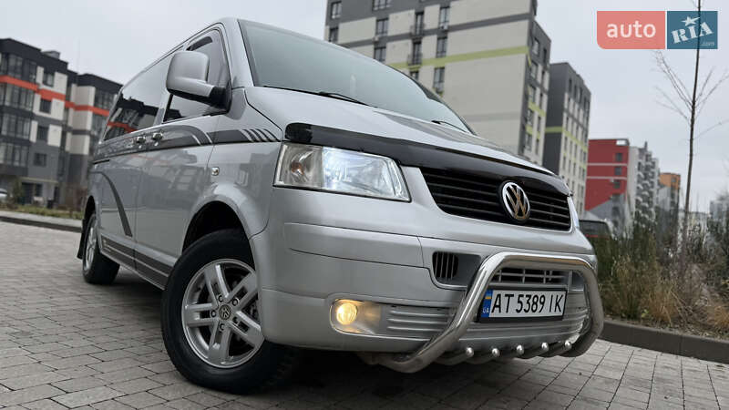 Мінівен Volkswagen Transporter 2005 в Івано-Франківську