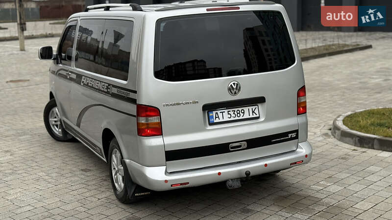 Мінівен Volkswagen Transporter 2005 в Івано-Франківську
