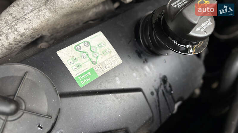 Мінівен Volkswagen Transporter 2005 в Івано-Франківську