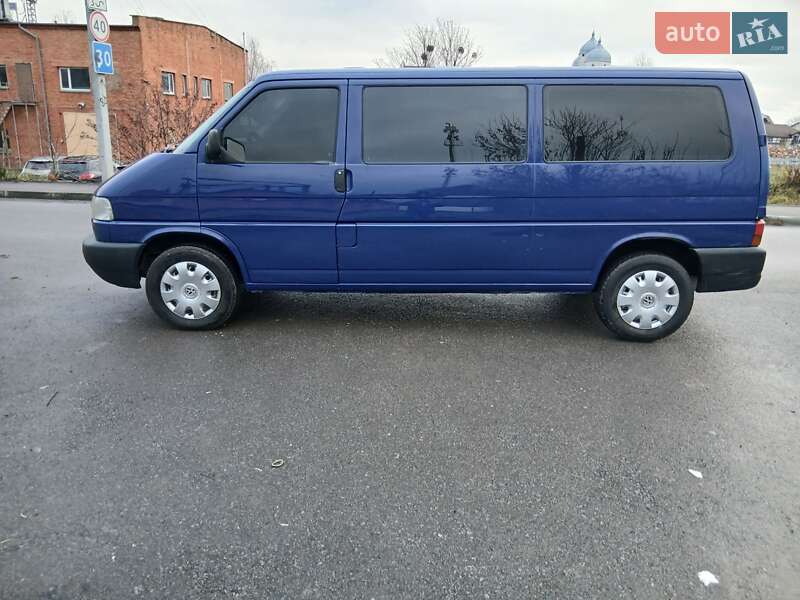 Мінівен Volkswagen Transporter 2003 в Рівному