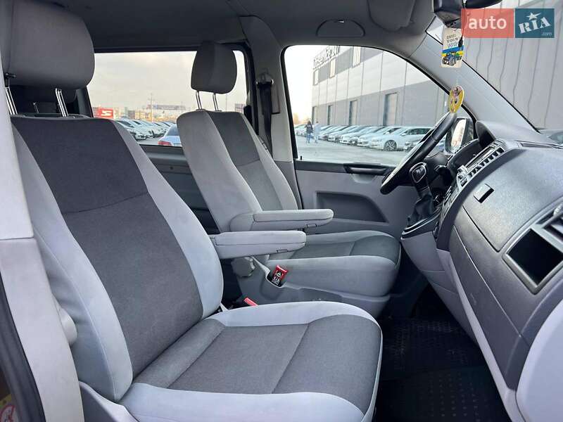 Минивэн Volkswagen Transporter 2014 в Львове