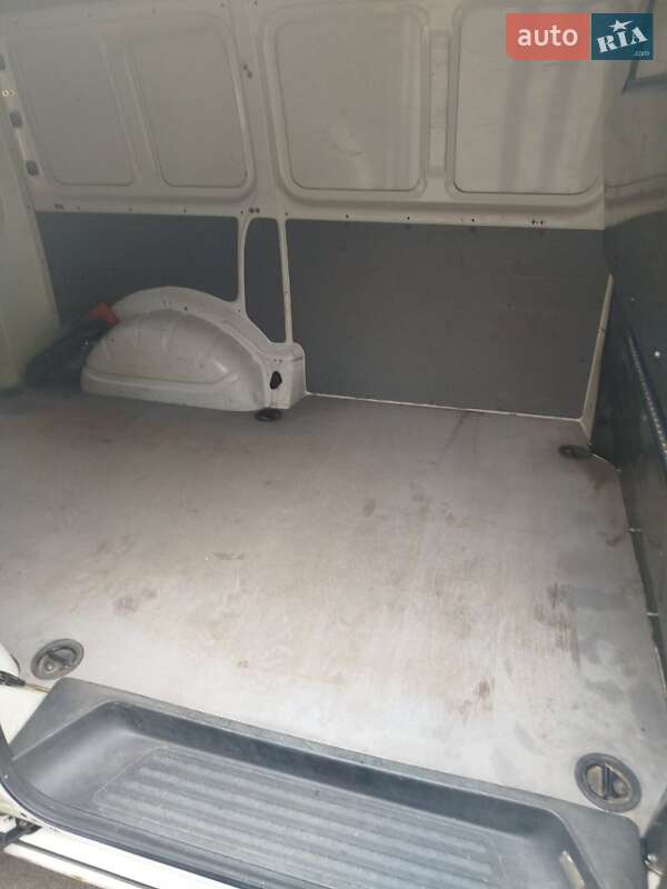 Вантажний фургон Volkswagen Transporter 2009 в Києві фото 7 Вантажний фургон Volkswagen Transporter 2009 в Києві