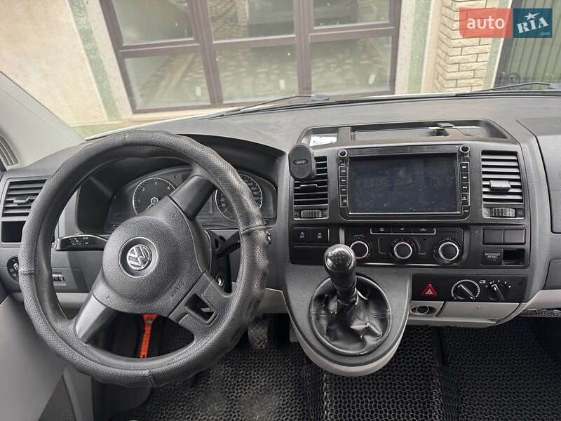 Volkswagen Transporter 2012