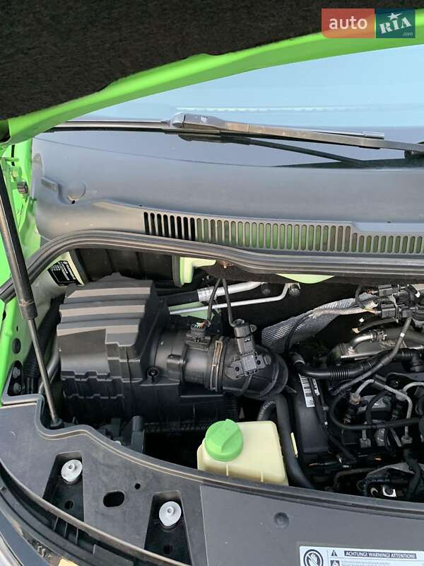 Минивэн Volkswagen Transporter 2015 в Ивано-Франковске