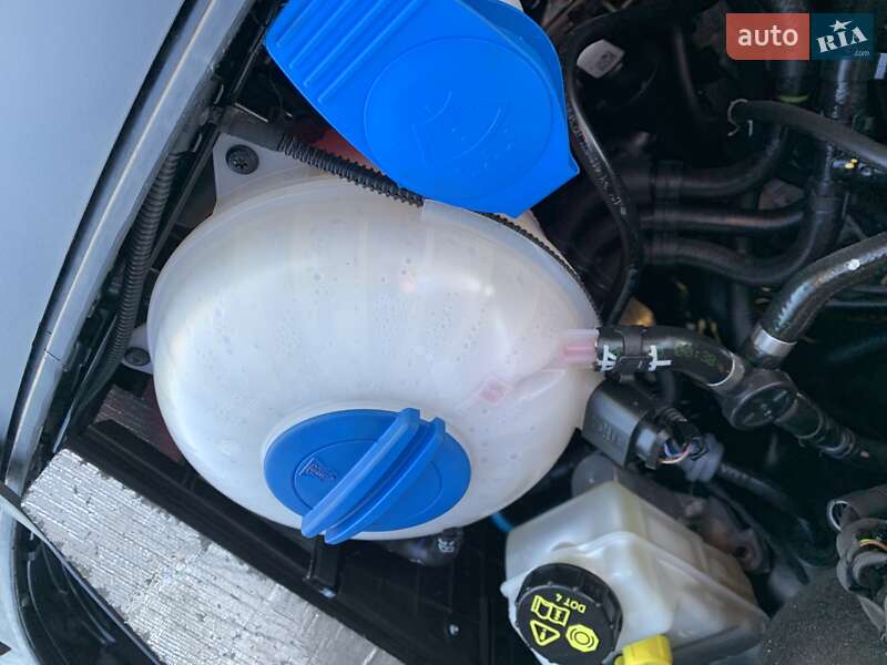 Вантажний фургон Volkswagen Transporter 2019 в Києві фото 48 Вантажний фургон Volkswagen Transporter 2019 в Києві