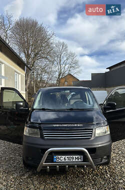 Минивэн Volkswagen Transporter 2004 в Стрые
