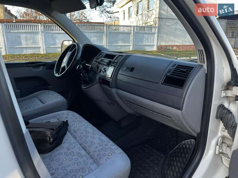 Минивэн Volkswagen Transporter 2006 в Чернигове