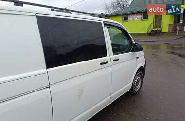Минивэн Volkswagen Transporter 2015 в Ровно