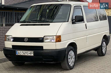 Минивэн Volkswagen Transporter 2000 в Жовкве