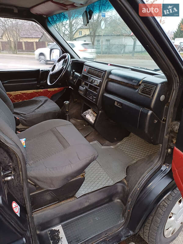 Мінівен Volkswagen Transporter 2001 в Києві