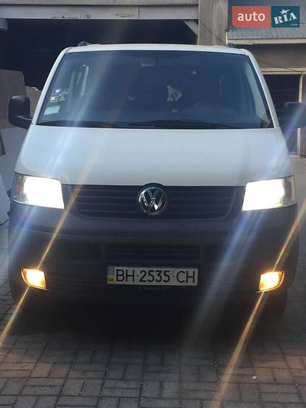 Минивэн Volkswagen Transporter 2005 в Одессе