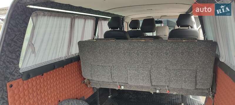 Минивэн Volkswagen Transporter 2000 в Косове