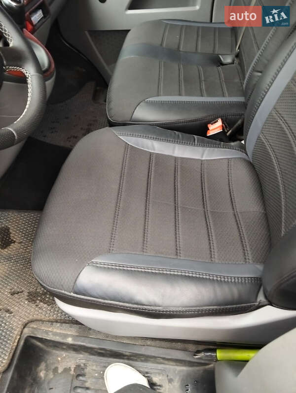 Минивэн Volkswagen Transporter 2008 в Умани