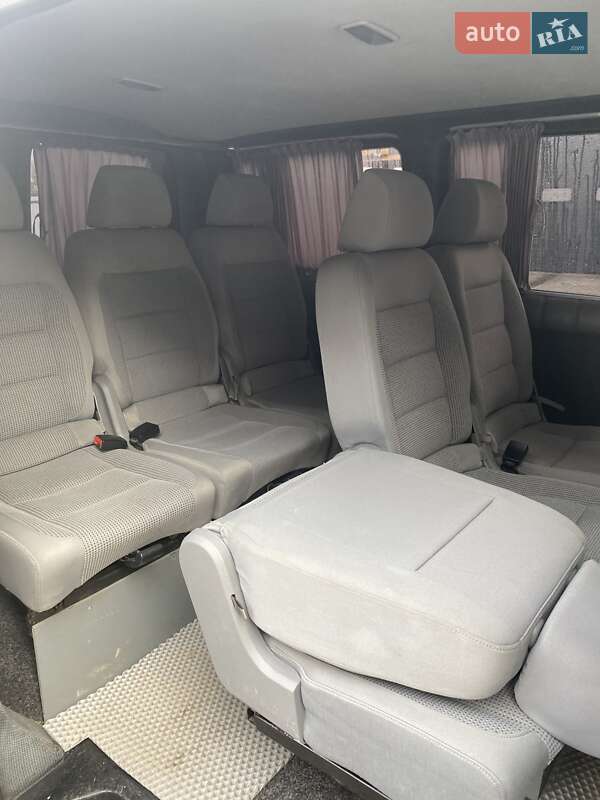 Мінівен Volkswagen Transporter 2007 в Олександрії