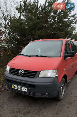 Мінівен Volkswagen Transporter 2006 в Жовкві