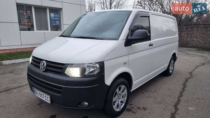 Грузовой фургон Volkswagen Transporter 2014 в Кропивницком