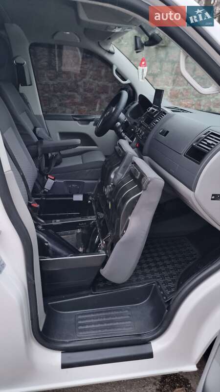 Грузовой фургон Volkswagen Transporter 2014 в Кропивницком