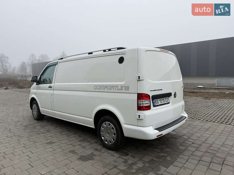 Грузовой фургон Volkswagen Transporter 2011 в Хмельницком