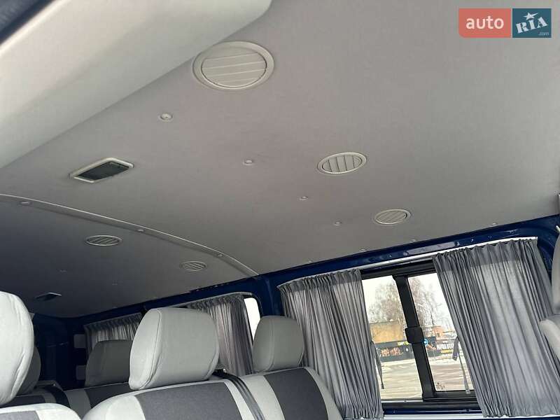 Мінівен Volkswagen Transporter 2014 в Житомирі