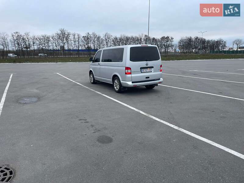 Мінівен Volkswagen Transporter 2012 в Магдалинівці
