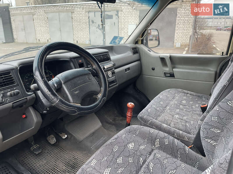 Минивэн Volkswagen Transporter 1996 в Харькове