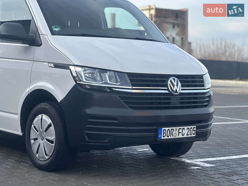 Грузовой фургон Volkswagen Transporter 2023 в Дубно