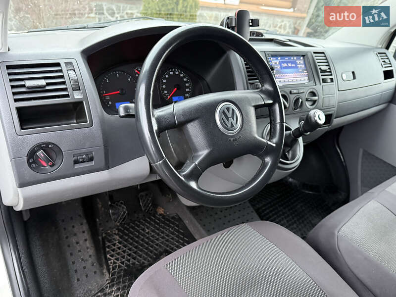 Минивэн Volkswagen Transporter 2006 в Борисполе