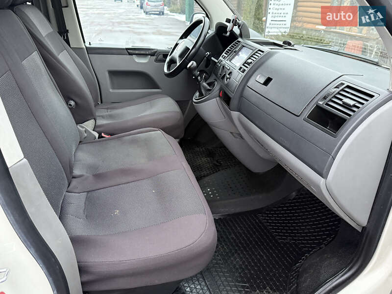 Минивэн Volkswagen Transporter 2006 в Борисполе