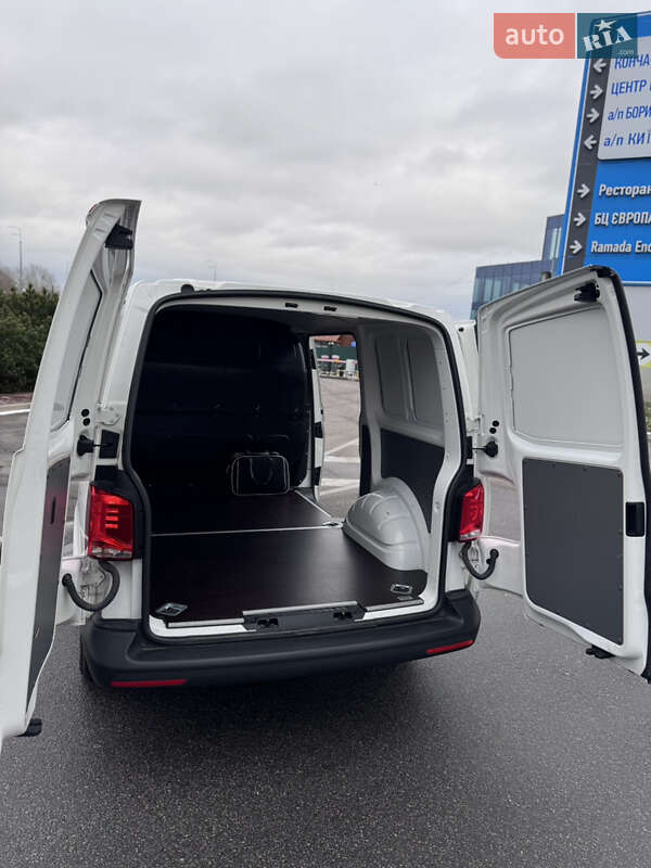 Вантажний фургон Volkswagen Transporter 2023 в Києві фото 23 Вантажний фургон Volkswagen Transporter 2023 в Києві