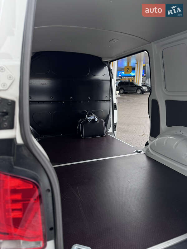 Вантажний фургон Volkswagen Transporter 2023 в Києві фото 34 Вантажний фургон Volkswagen Transporter 2023 в Києві