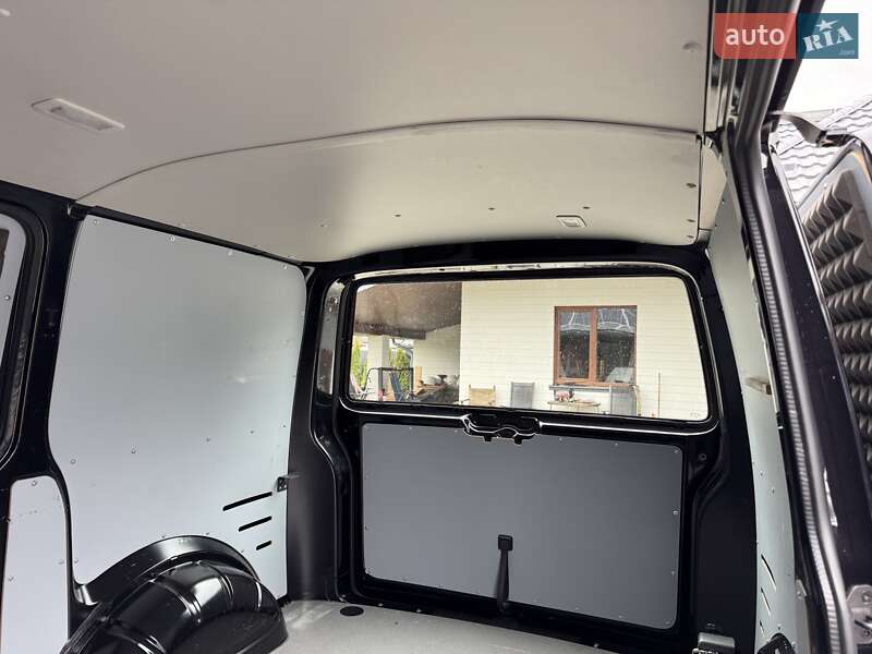 Микроавтобус грузовой (до 3,5т) Volkswagen Transporter 2020 в Ковеле