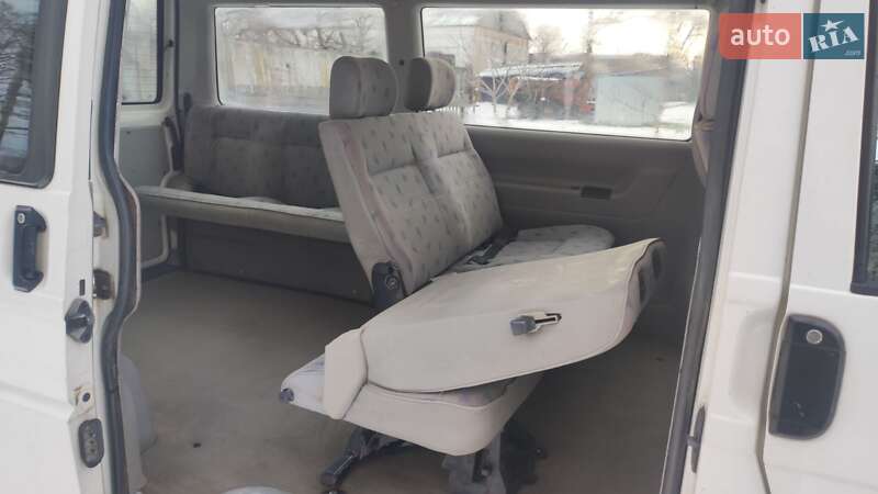Мінівен Volkswagen Transporter 2002 в Броварах