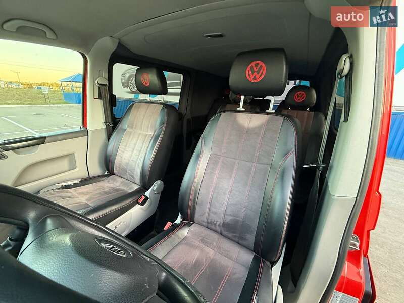 Минивэн Volkswagen Transporter 2014 в Киеве