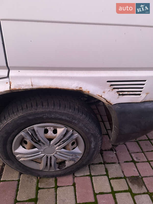 Минивэн Volkswagen Transporter 1998 в Рожище