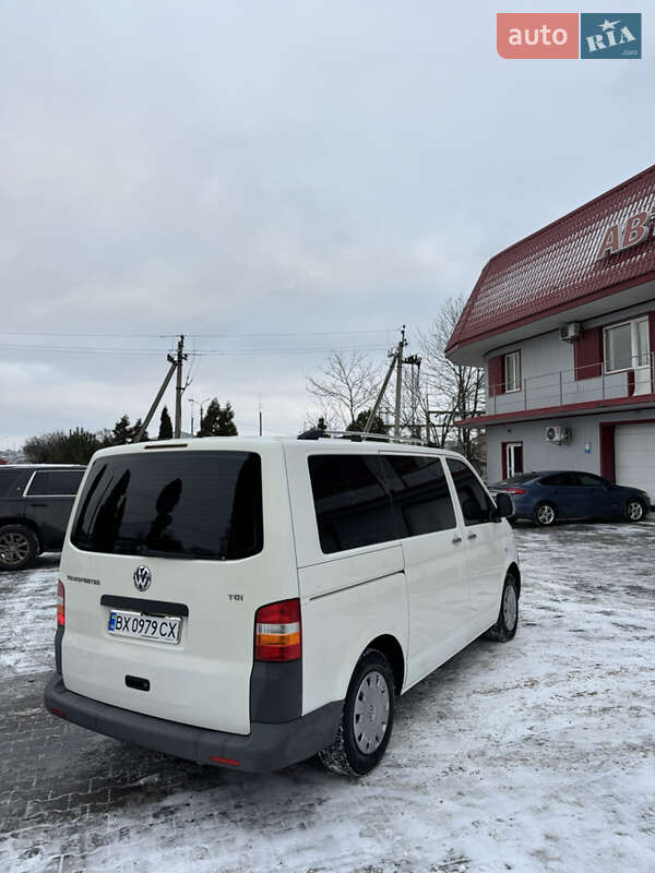 Мінівен Volkswagen Transporter 2006 в Хмельницькому